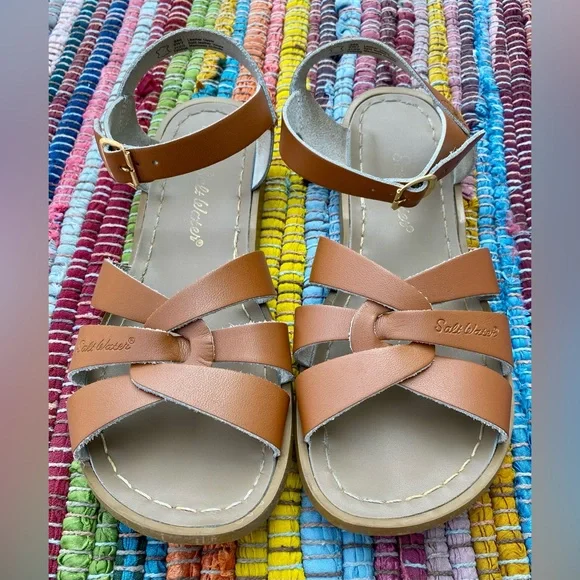 "The Original" Salt Water Sandals Tan Leather Women's 7/Youth 5 EUC - Picture 2 of 4